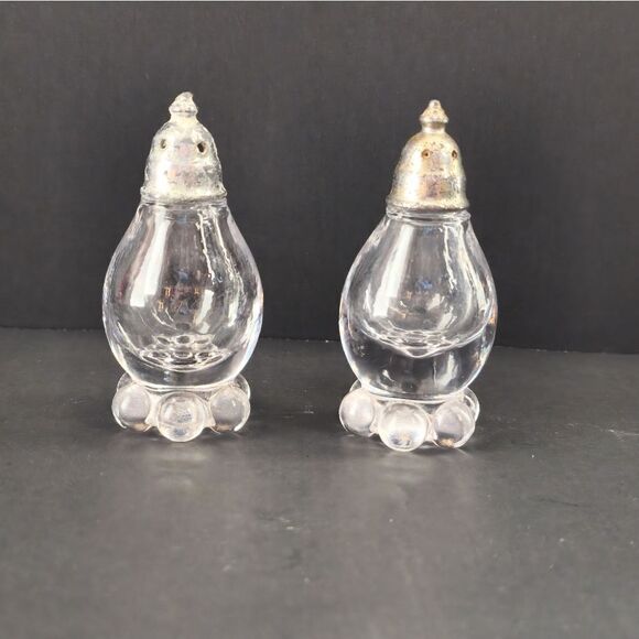 Vintage anchor hocking silver glass salt and pepper shakers - Picture 1 of 4